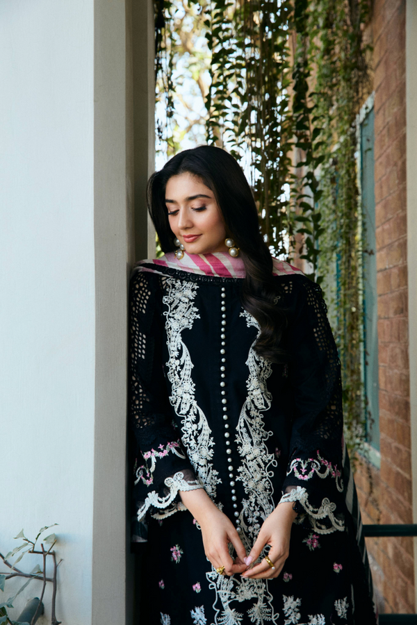 Manara | Vintage Flora 25 | LAILA - Official Manara stockist in UK - Sakeena London