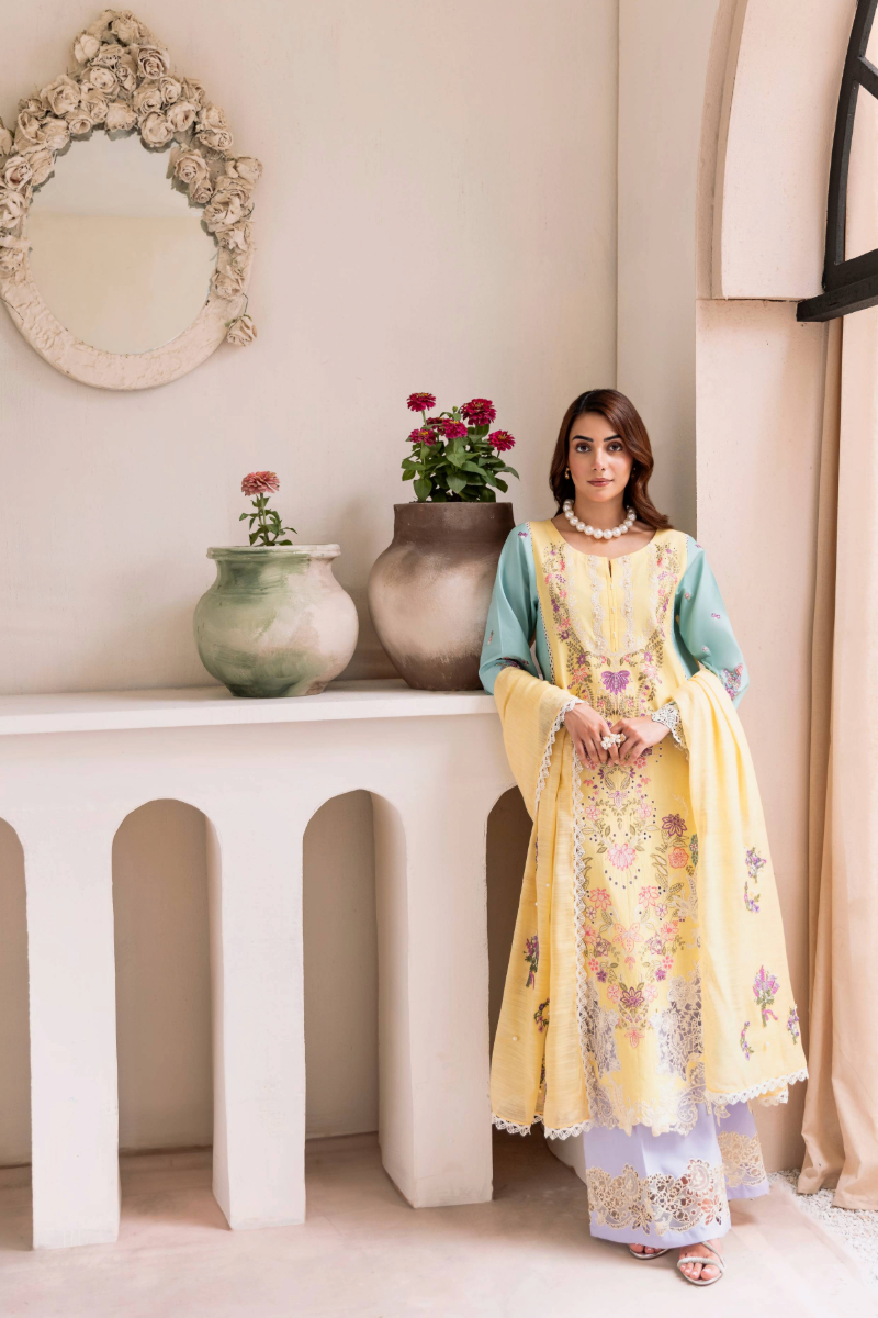 Manara | Mgrolia Garden 25 | MACARON - Official Manara stockist in UK - Sakeena London
