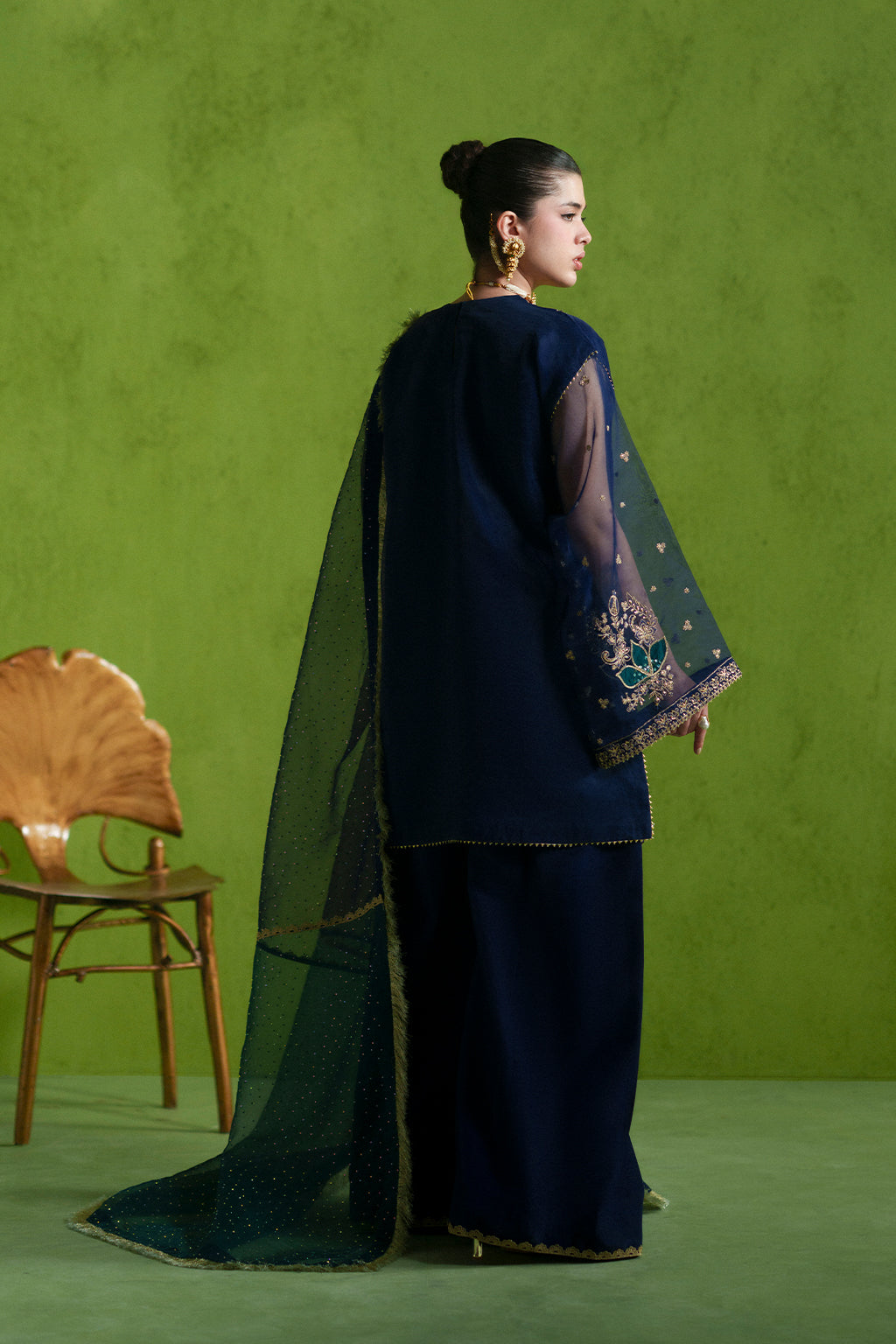 Vanya | The Regal Edit | FF-74