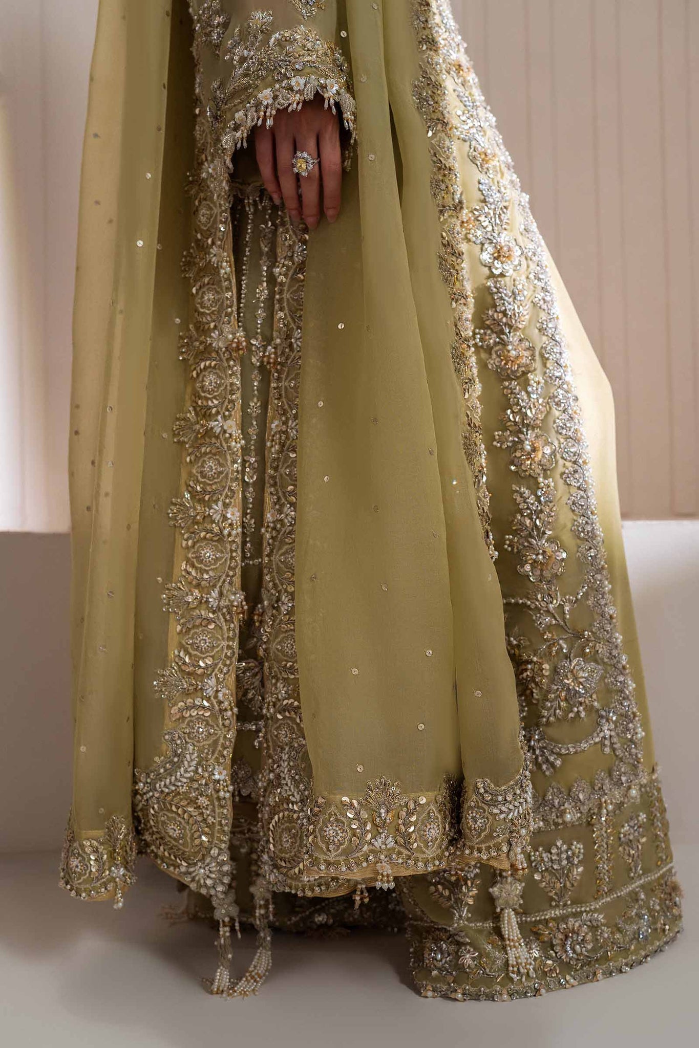 Elan | Wedding Formals | LÃONORE (EP-21218)