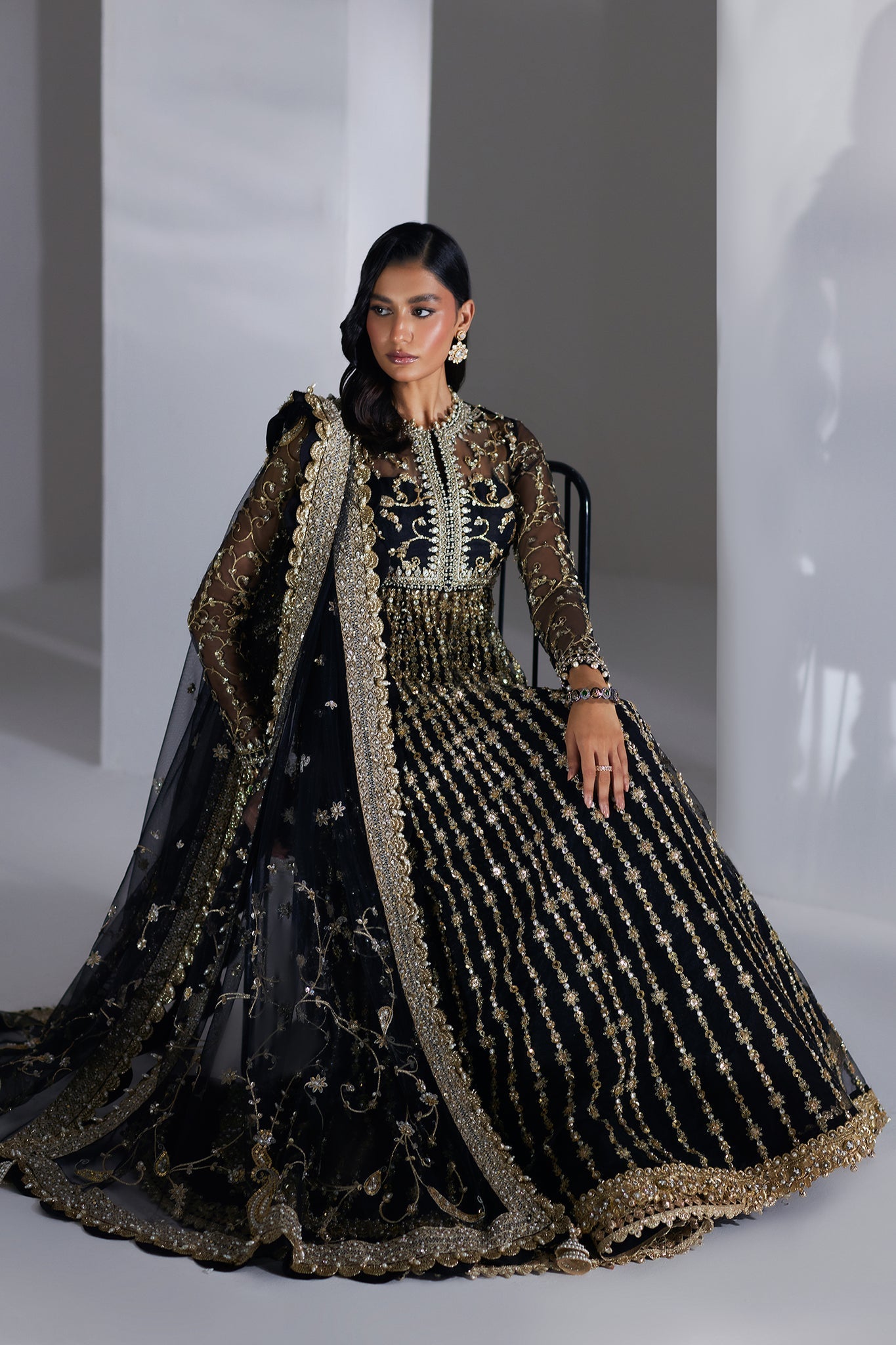 Elan | Luxury Wedding Wears | LUEUR DORÃE (EP-21000)