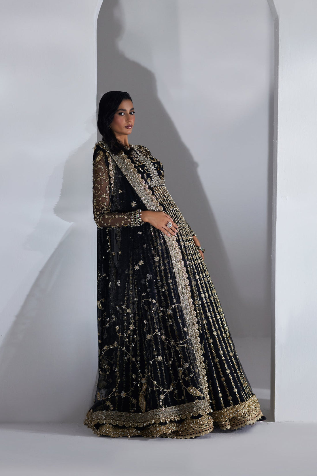 Elan | Luxury Wedding Wears | LUEUR DORÃE (EP-21000)
