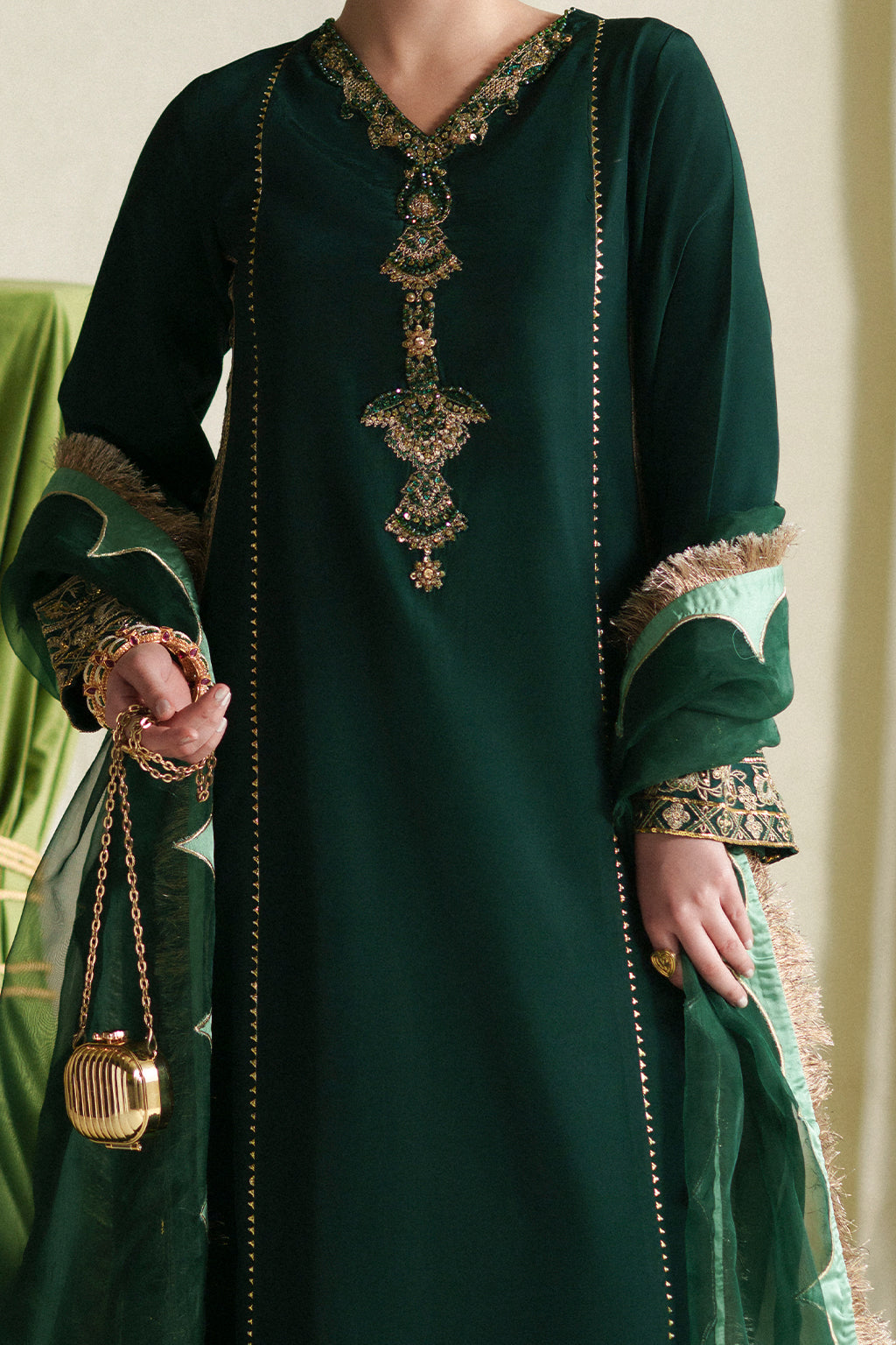 Vanya | The Regal Edit | FF-77