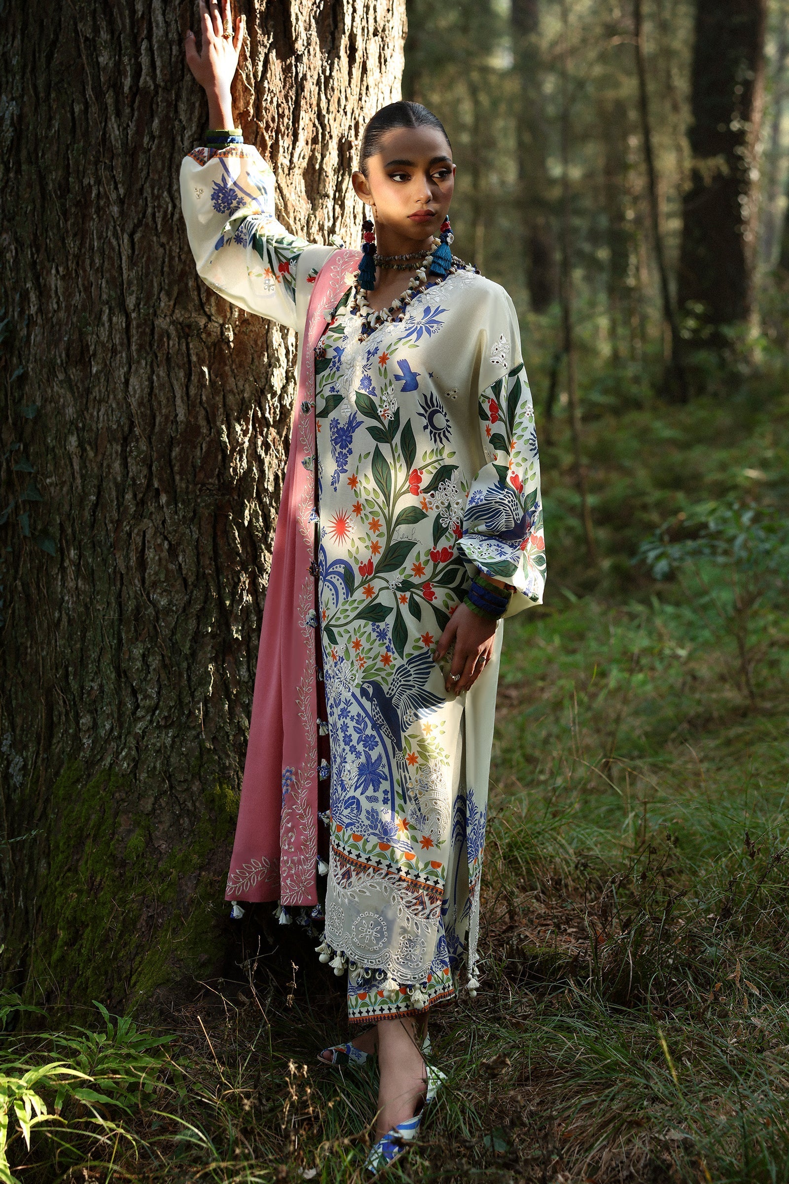 Zaha | Lawn 25 | WHITE SOLANA (ZL25-03 B) - Official Zaha stockist in UK - Sakeena London