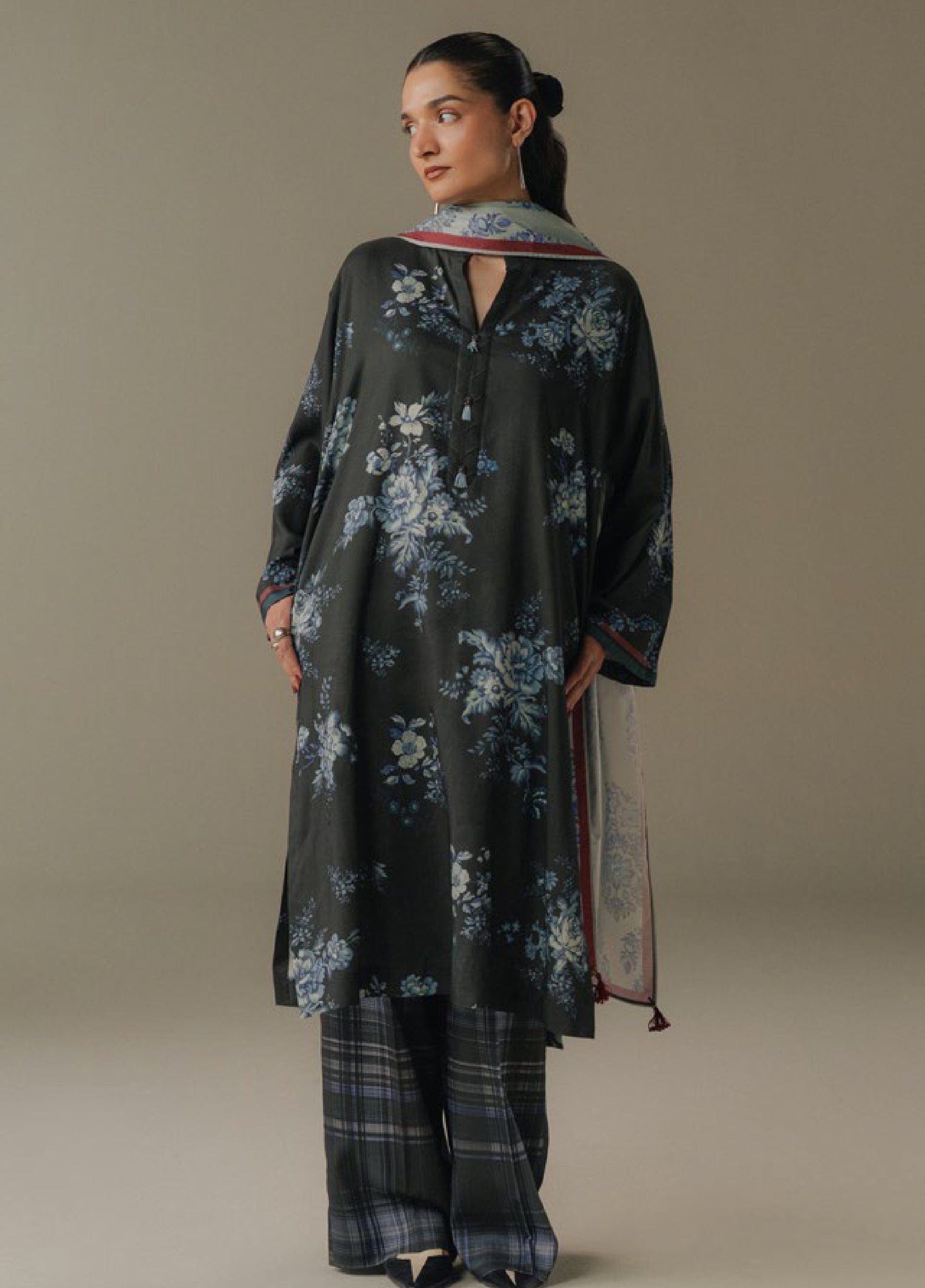 Zara Shahjahan | Coco Prints 25 | Hushed Ember-6B - Official Zara Shahjahan stockist in UK - Sakeena London