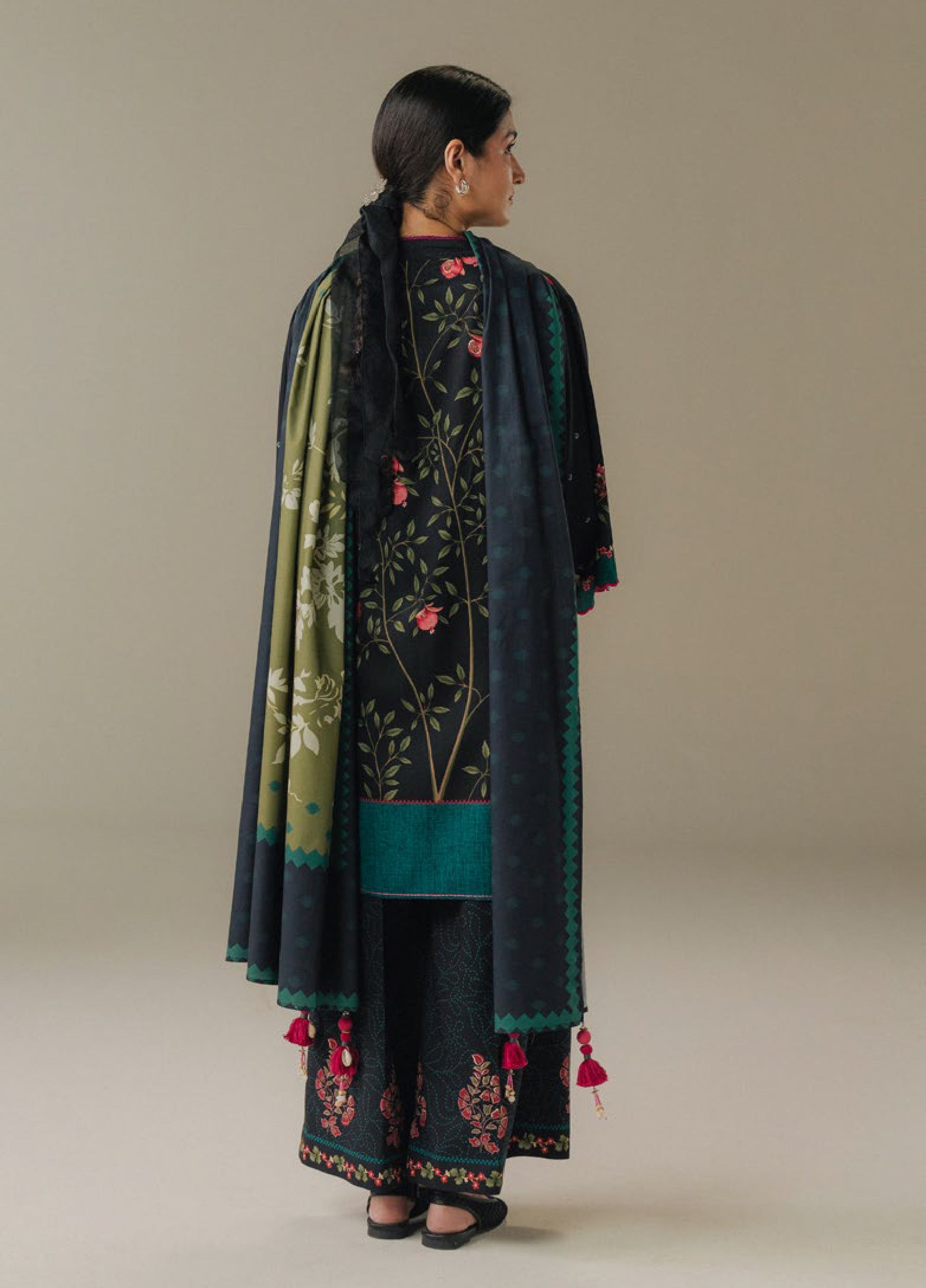 Zara Shahjahan | Coco Prints 25 | Sienna Field-4A - Official Zara Shahjahan stockist in UK - Sakeena London