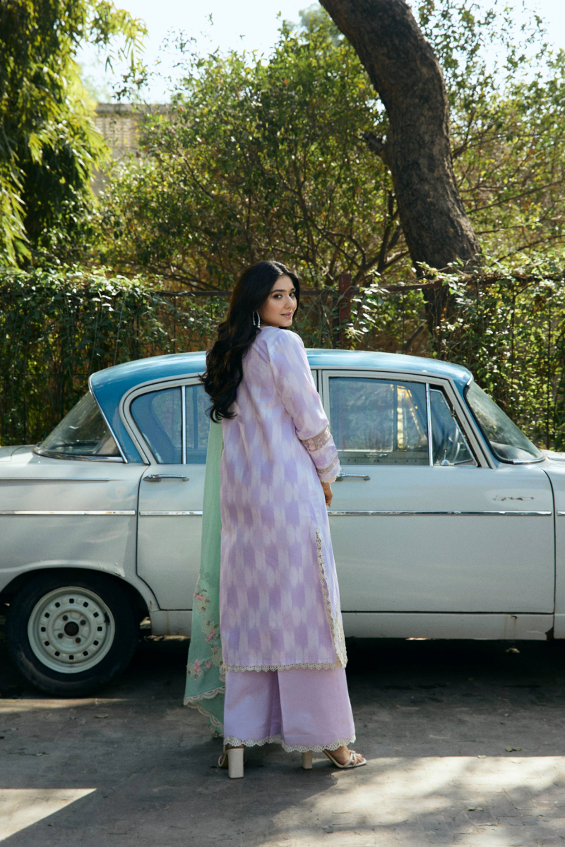 Manara | Vintage Flora 25 | MAHRANG - Official Manara stockist in UK - Sakeena London