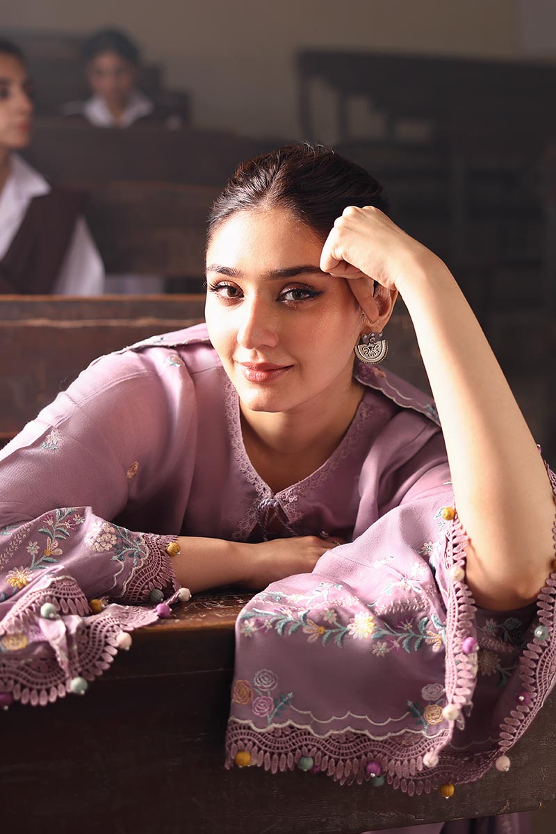 Cross Stitch | Khaddar Linen 25 | MAUVE MIST - Official Cross Stitch stockist in UK - Sakeena London