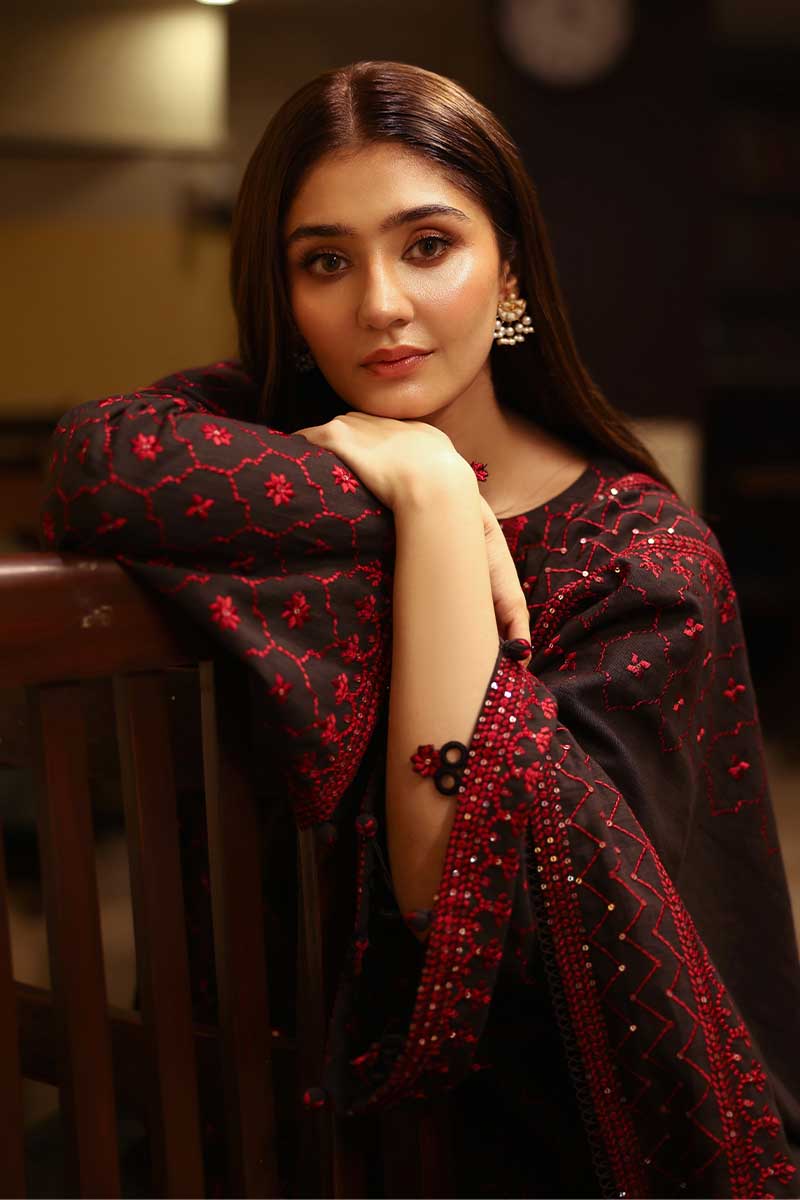 Cross Stitch | Khaddar Linen 25 | GARNET GRACE - Official Cross Stitch stockist in UK - Sakeena London