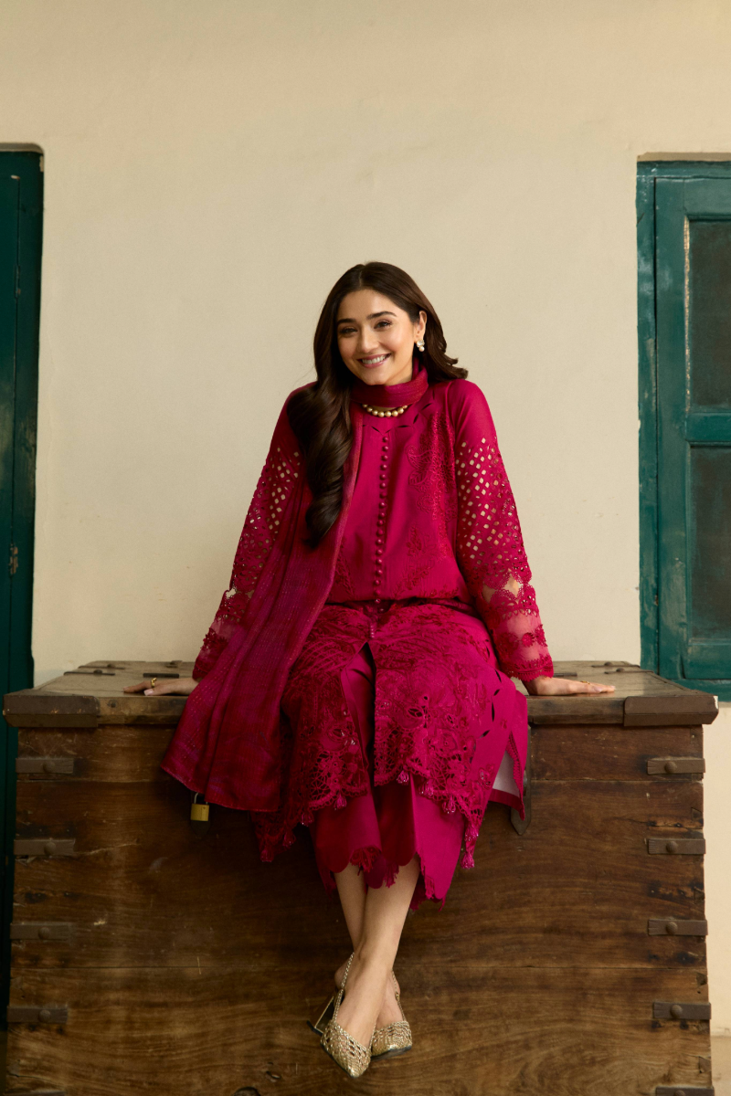 Manara | Vintage Flora 25 | NAZNEEN - Official Manara stockist in UK - Sakeena London