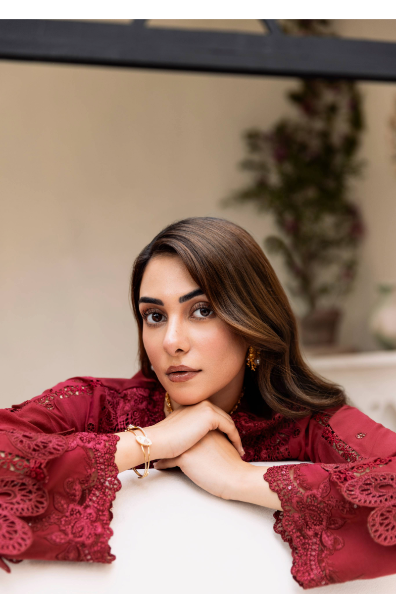 Manara | Mgrolia Garden 25 | SCARLETT - Official Manara stockist in UK - Sakeena London