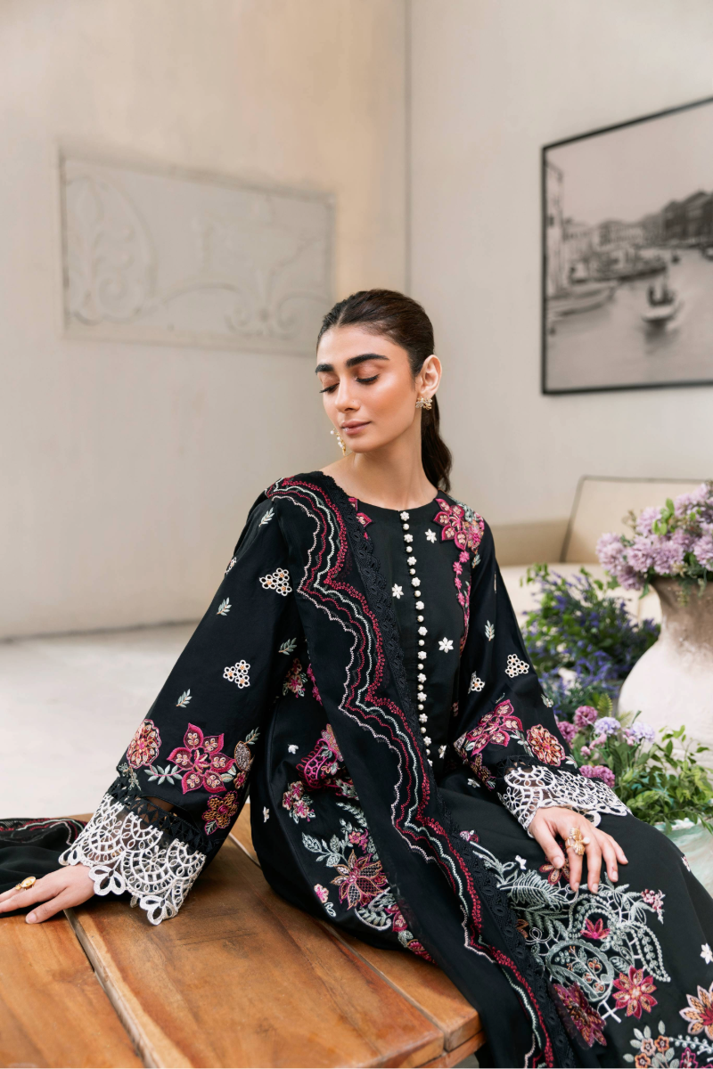 Manara | Mgrolia Garden 25 | MIDSUMMER NIGHT - Official Manara stockist in UK - Sakeena London