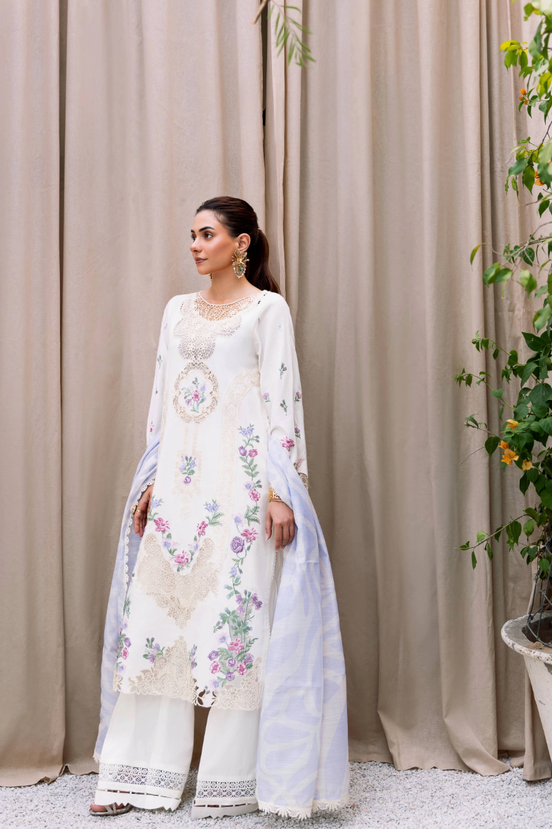 Manara | Mgrolia Garden 25 | MIRAGE - Official Manara stockist in UK - Sakeena London