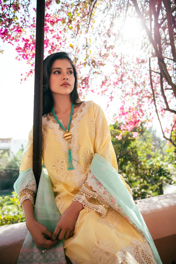 Manara | Vintage Flora 25 | NOOR - Official Manara stockist in UK - Sakeena London
