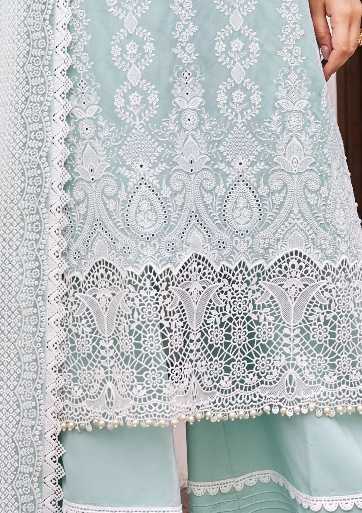 Lawn Collection - Motifz - Schiffli - D#3976 | MAHROSH