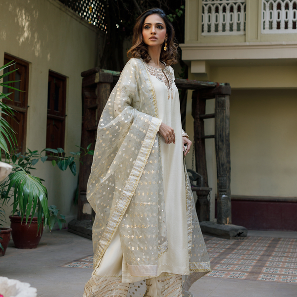 Wahajmkhan | Bahar Begum Formals | IVORY RAW BAHAR - Official Wahaj M.Khan stockist in UK - Sakeena London
