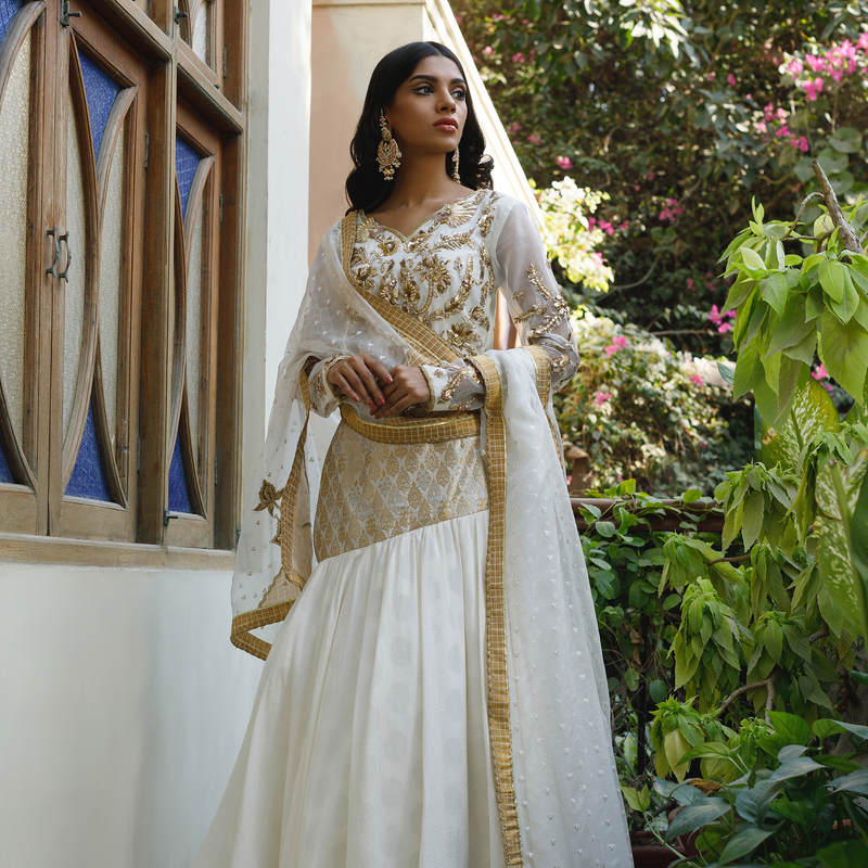 Wahajmkhan | Bahar Begum Formals | WHITE GOLD MERMAID LC - Official Wahaj M.Khan stockist in UK - Sakeena London