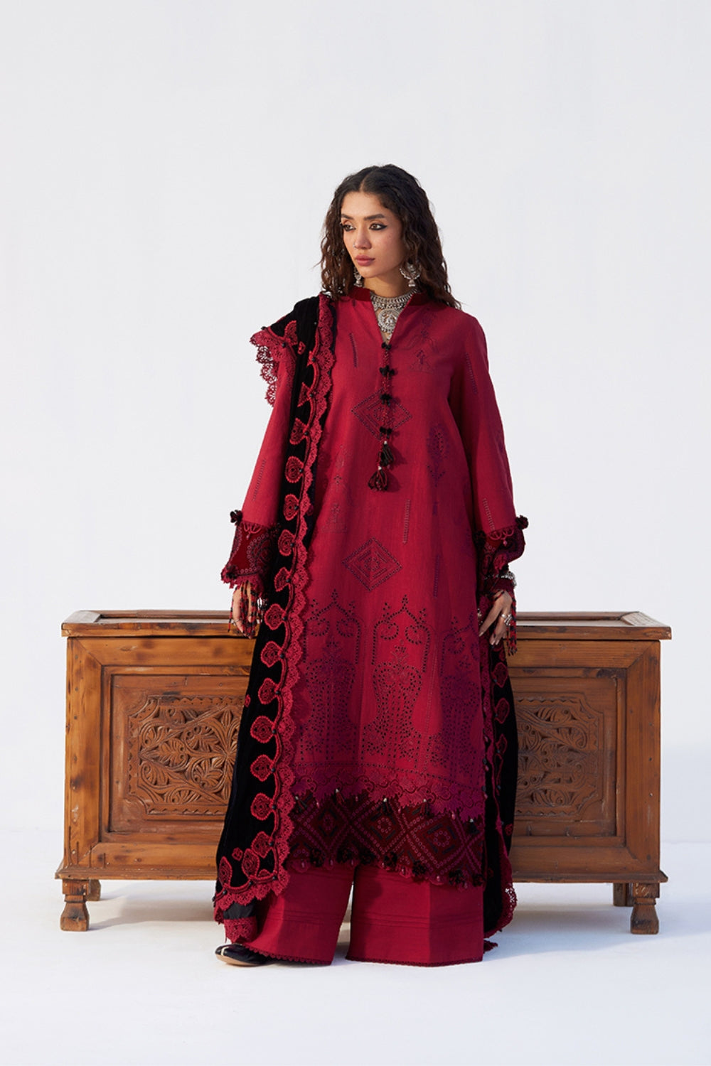 Saira Rizwan | Winter Khaddar 25 | NAZNEEN-SRW25-04 - Official Saira Rizwan stockist in UK - Sakeena London