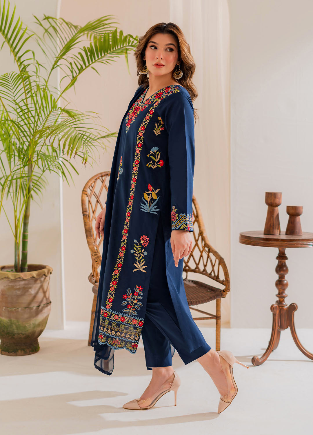 Vintage | Celine Luxe | Mira - Official Vintage stockist in UK - Sakeena London