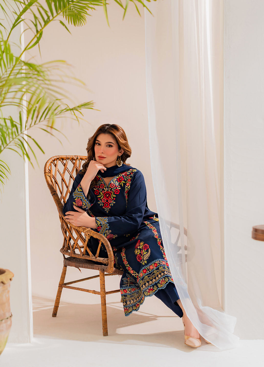 Vintage | Celine Luxe | Mira - Official Vintage stockist in UK - Sakeena London