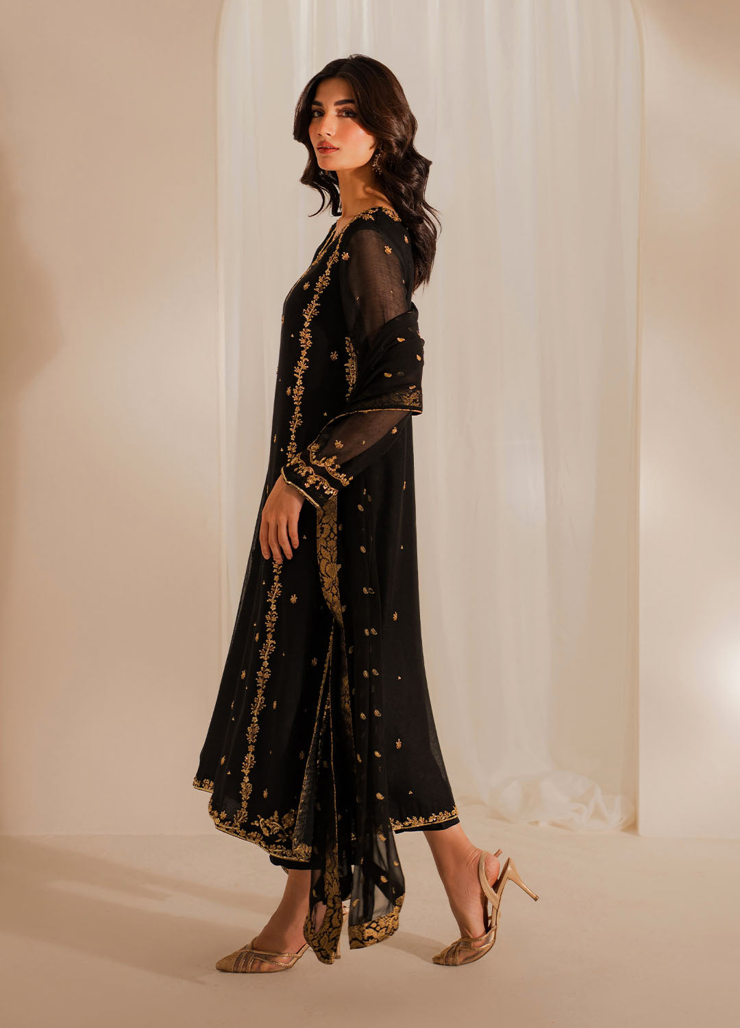 Vintage | Celine Luxe | Kaia - Official Vintage stockist in UK - Sakeena London