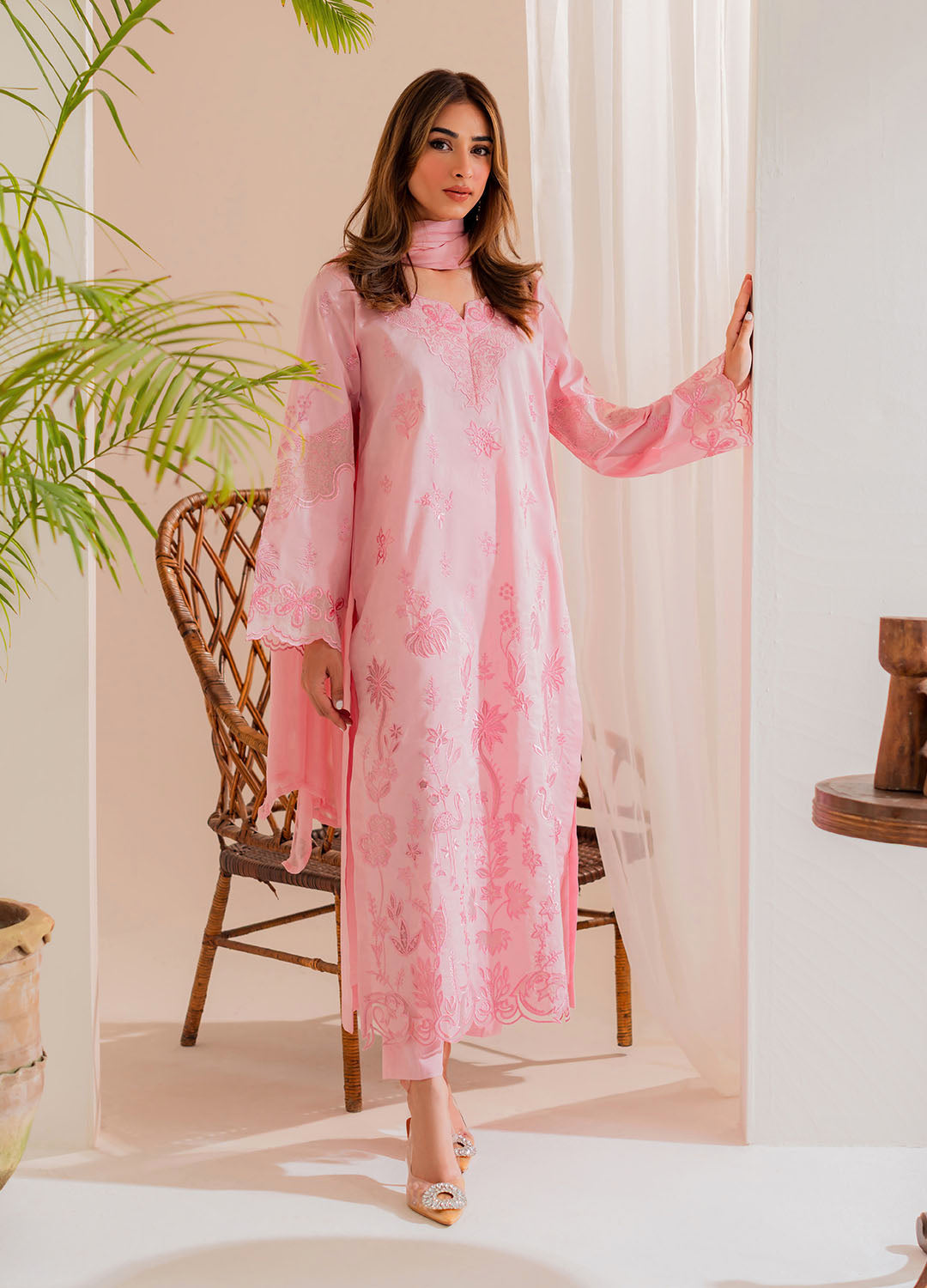 Vintage | Celine Luxe | Flora - Official Vintage stockist in UK - Sakeena London