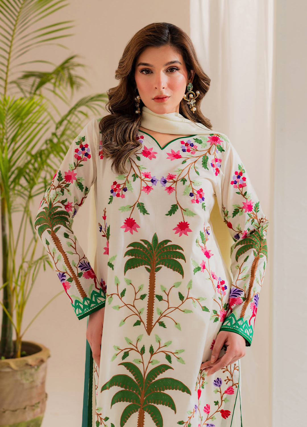 Vintage | Celine Luxe | Zinnia - Official Vintage stockist in UK - Sakeena London