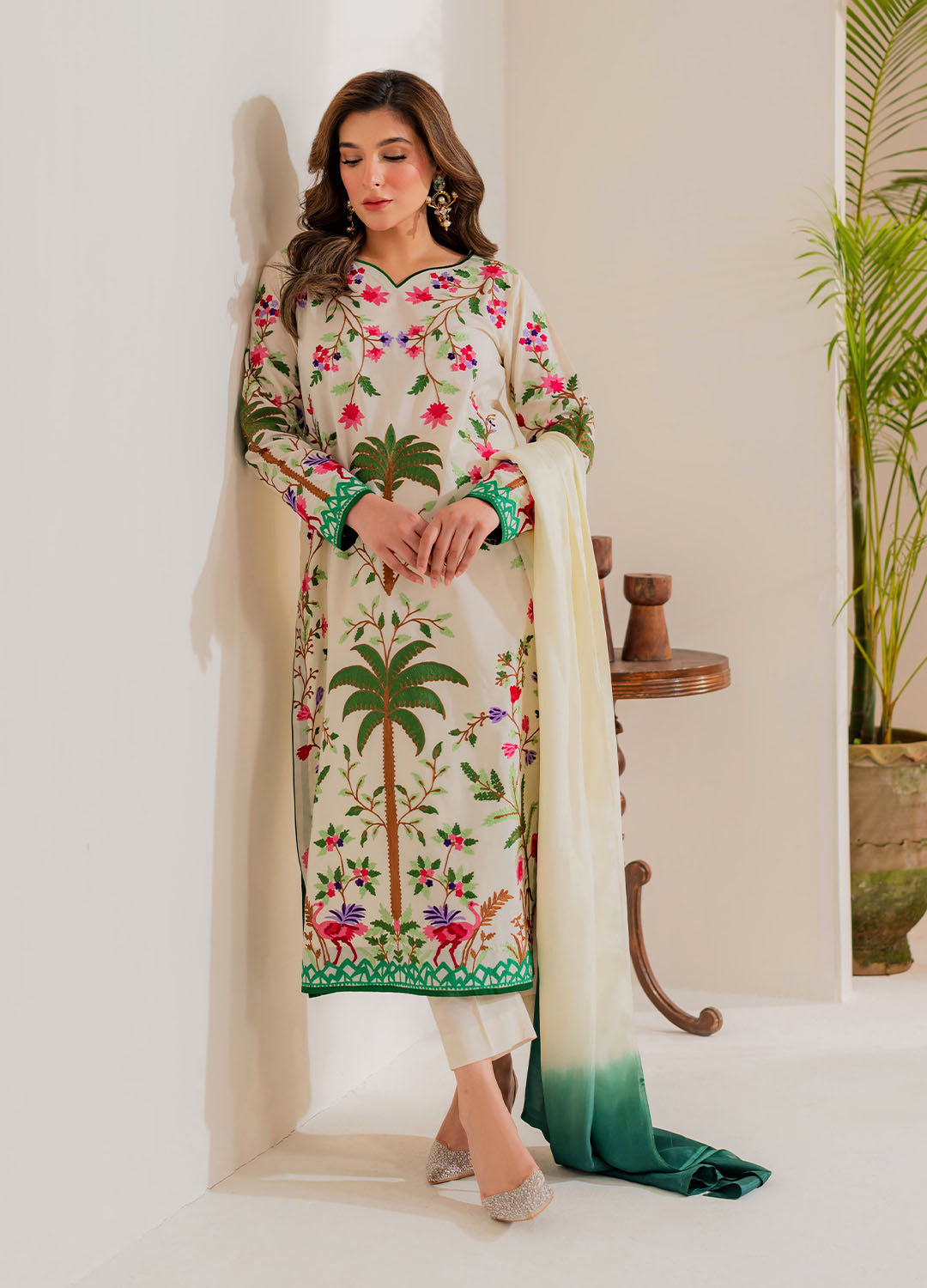 Vintage | Celine Luxe | Zinnia - Official Vintage stockist in UK - Sakeena London