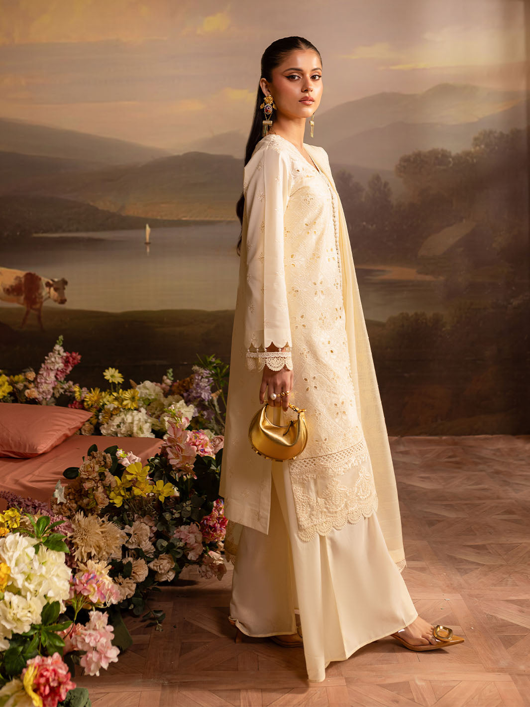 Mahnur | Twilight Luxury Lawn 25 | VELORAINE - Official Mahnur stockist in UK - Sakeena London