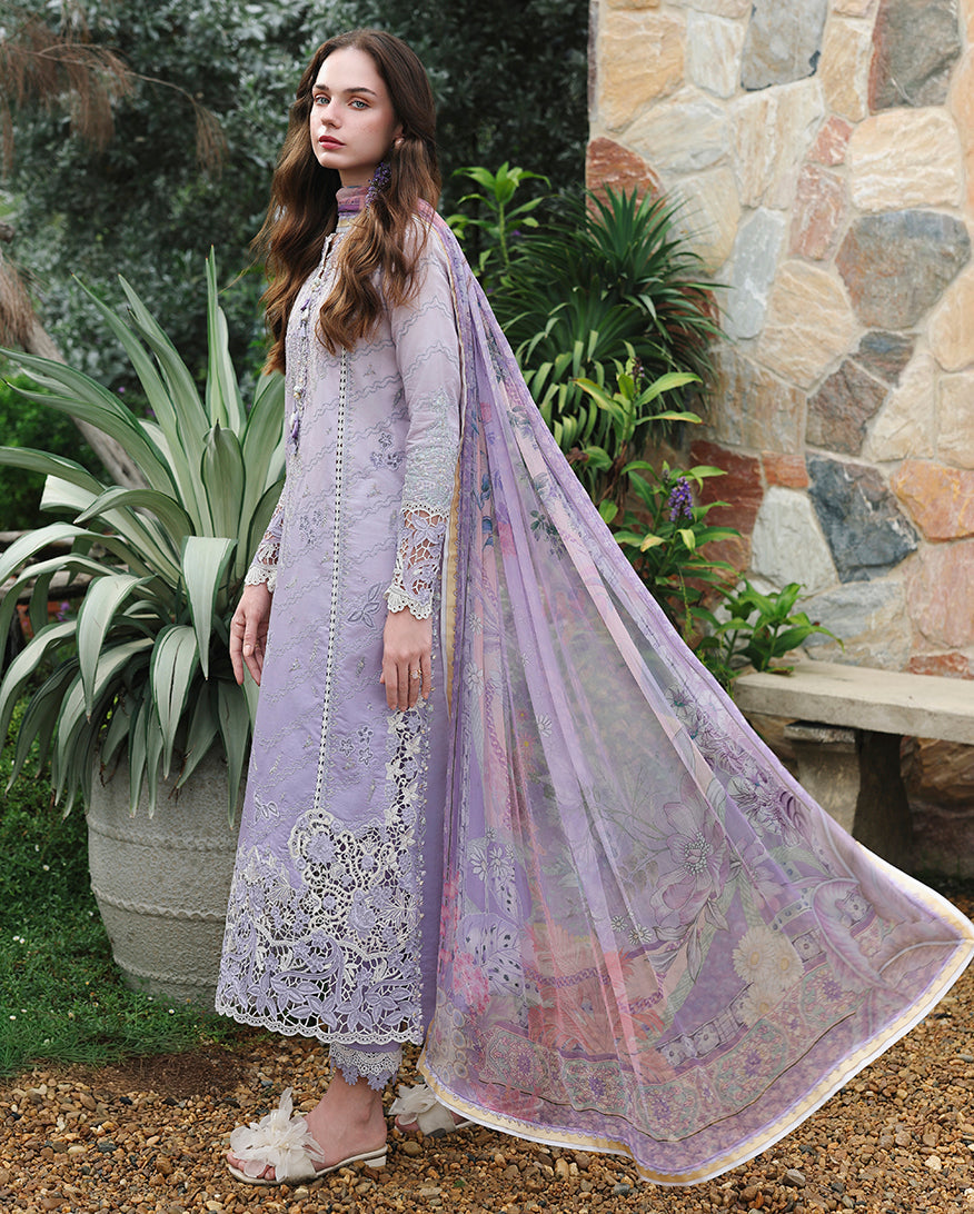 Mushq | The Secret Garden Lawn | Velvet Ivy