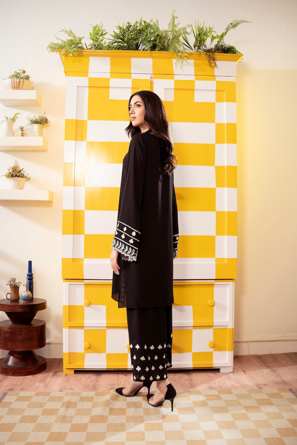 Vintage | Fall Essentials 24 | Quartz - Official Vintage stockist in UK - Sakeena London