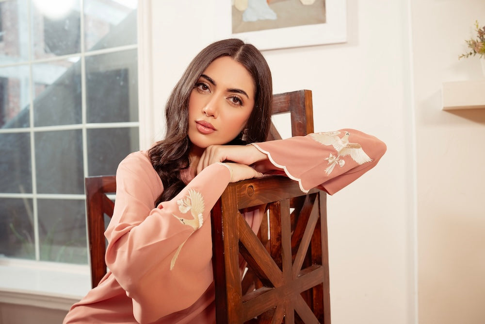 Vintage | Fall Essentials 24 | Lauren - Official Vintage stockist in UK - Sakeena London