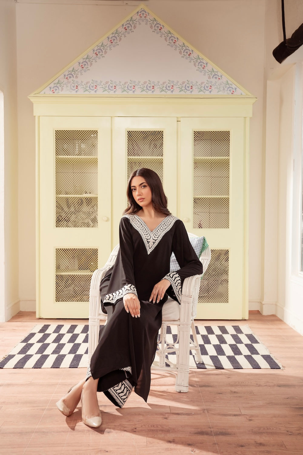 Vintage | Fall Essentials 24 | Mirage - Official Vintage stockist in UK - Sakeena London