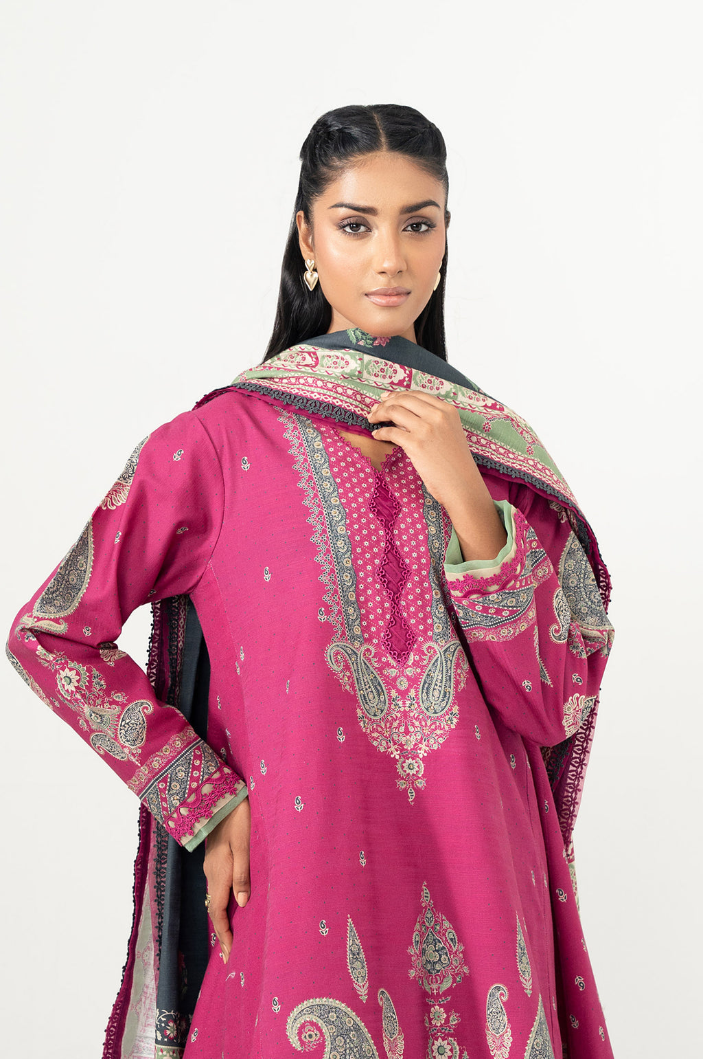 Zeen | Winter 25 | WFM34690