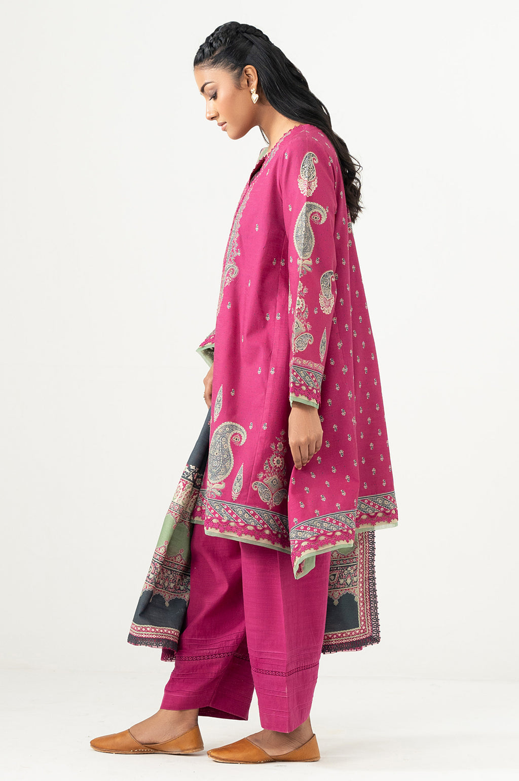 Zeen | Winter 25 | WFM34690