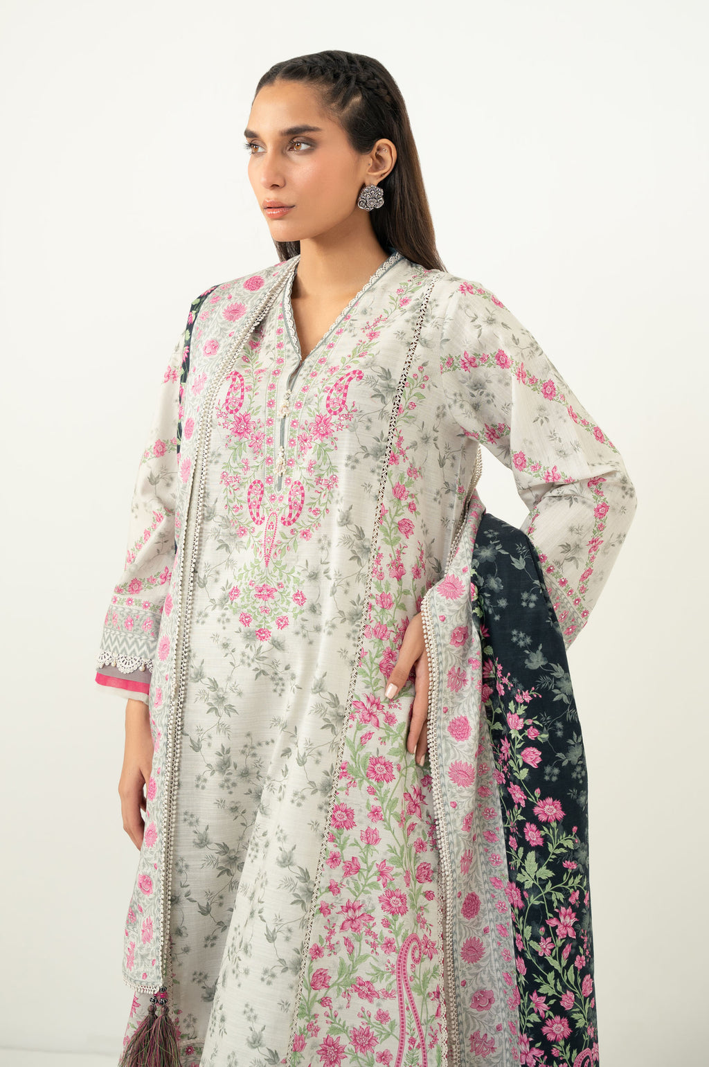 Zeen | Winter 25 | WFM34803