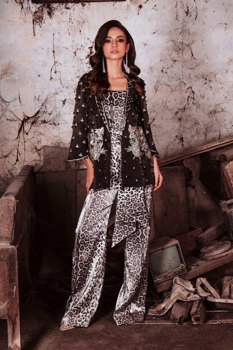 Wardha Saleem | Starlit Collection | TALIA - Official Wardha Saleem stockist in UK - Sakeena London