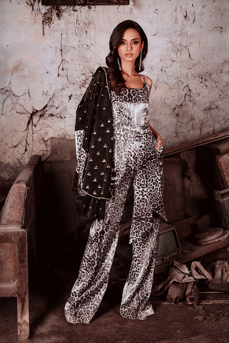 Wardha Saleem | Starlit Collection | TALIA - Official Wardha Saleem stockist in UK - Sakeena London