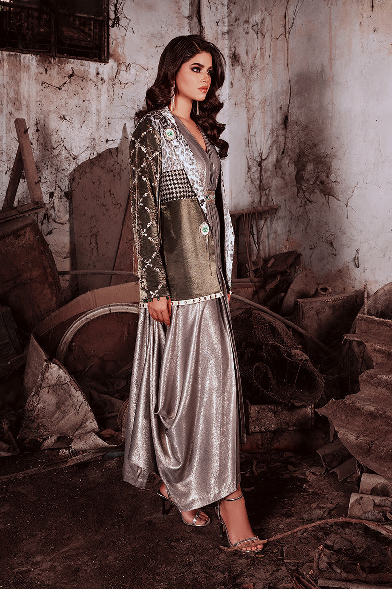 Wardha Saleem | Starlit Collection | LAMYA - Official Wardha Saleem stockist in UK - Sakeena London
