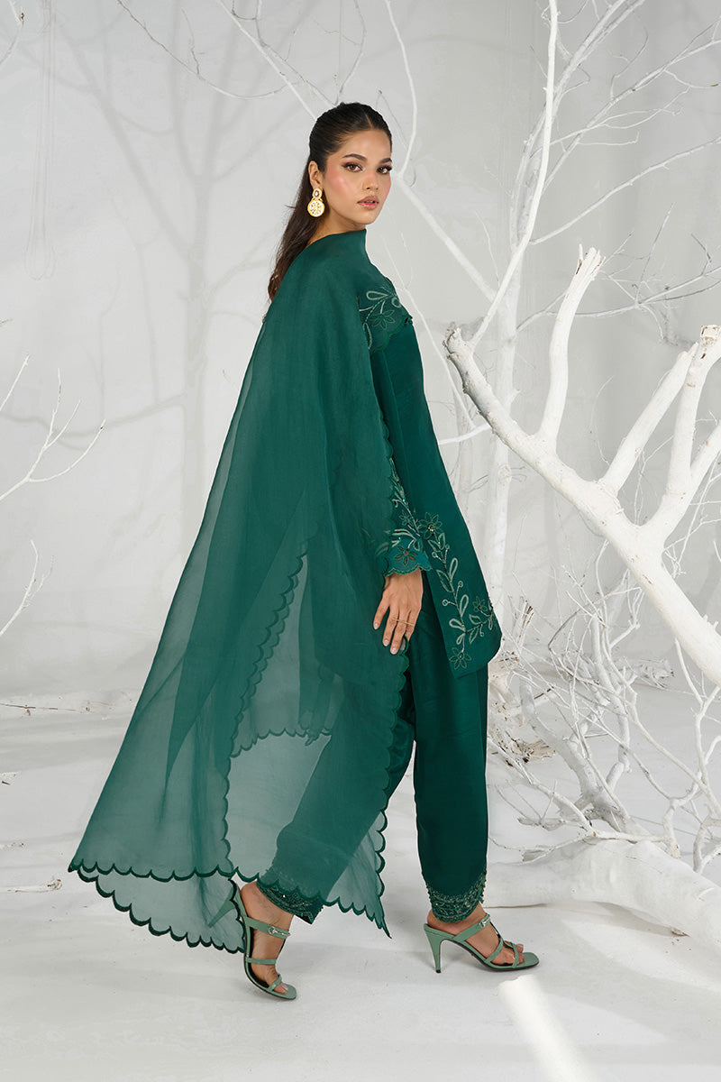 Wardha Saleem | Zimal Silk Edit | Xaha - Official Wardha Saleem stockist in UK - Sakeena London