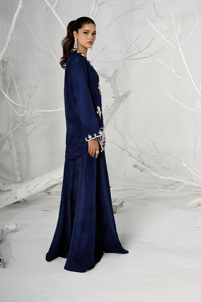 Wardha Saleem | Zimal Silk Edit | Lilia (Pure Raw-Silk) - Official Wardha Saleem stockist in UK - Sakeena London
