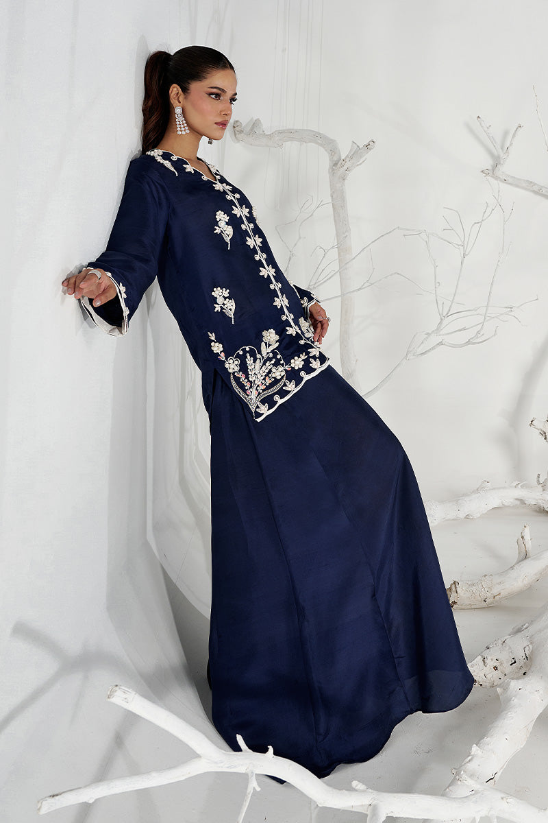 Wardha Saleem | Zimal Silk Edit | Lilia (Pure Raw-Silk) - Official Wardha Saleem stockist in UK - Sakeena London