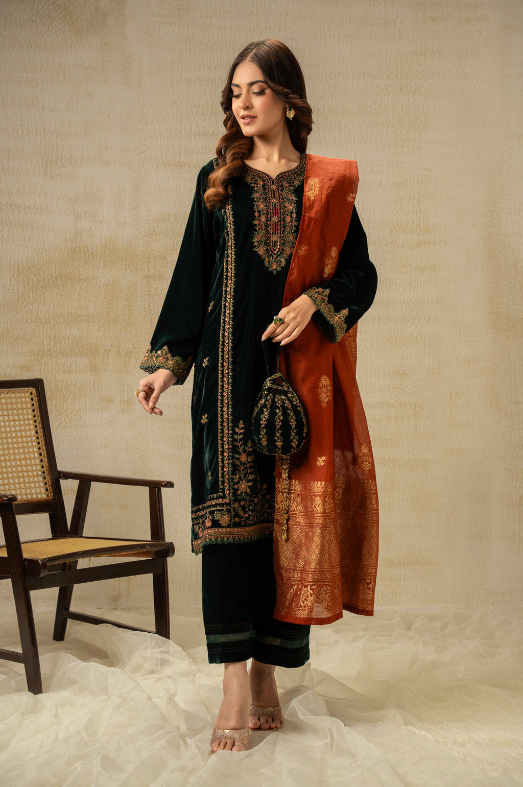 Zeen | Winter 25 | WUM35848