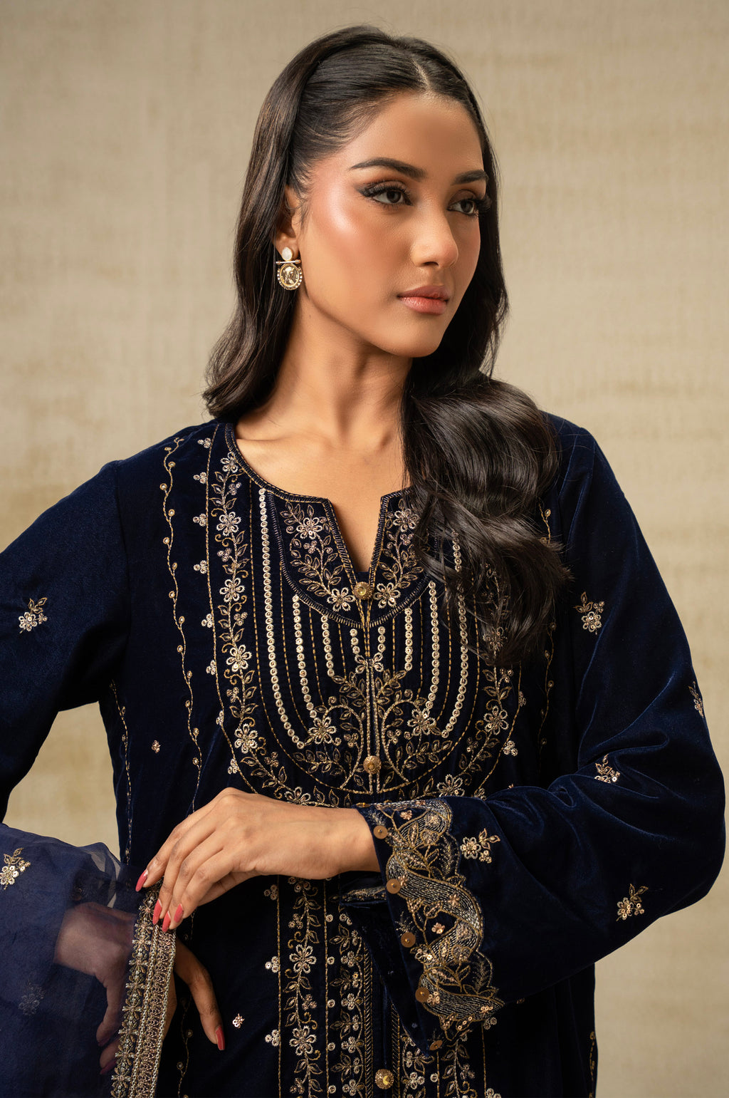 Zeen | Winter 25 | WUM35860