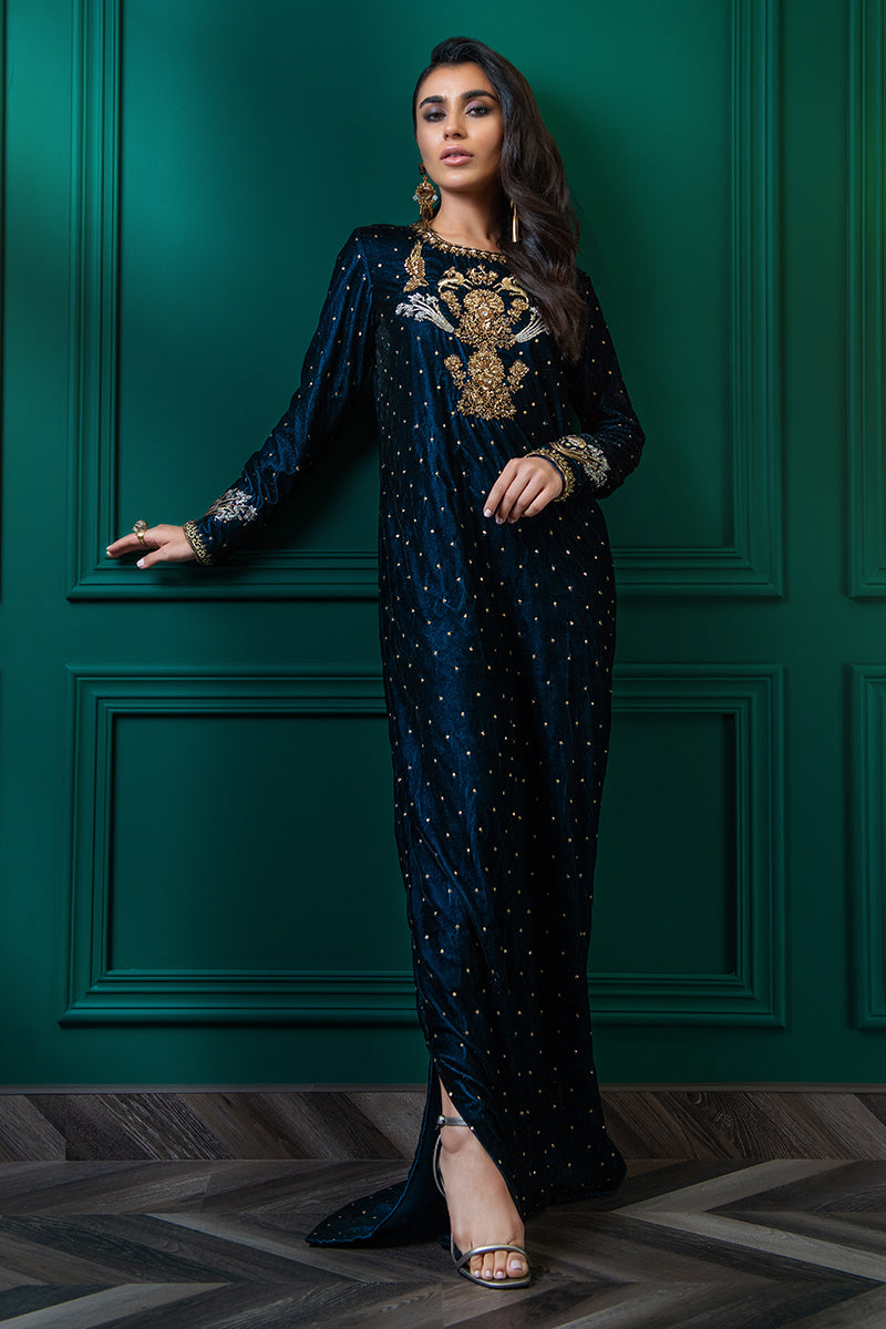 Wardha Saleem | Velvets Winter Fall 24 | Shikar Gah 2 - Official Wardha Saleem stockist in UK - Sakeena London