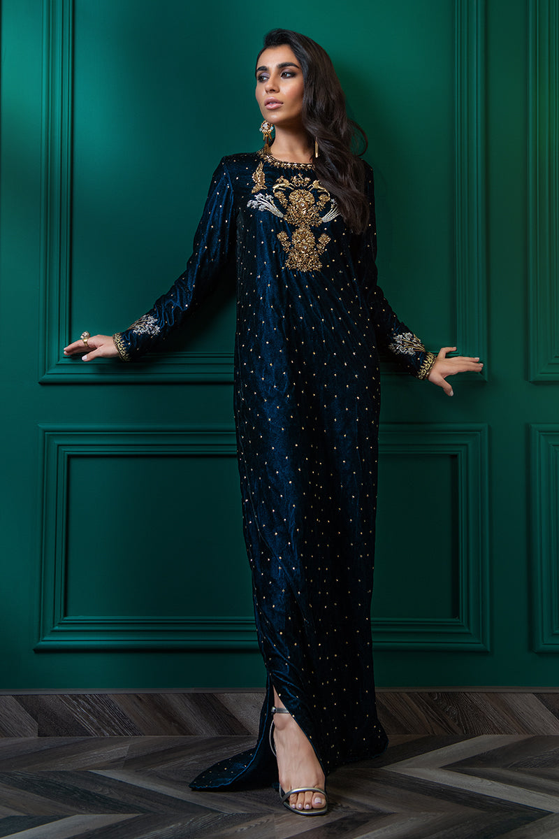 Wardha Saleem | Velvets Winter Fall 24 | Shikar Gah 2 - Official Wardha Saleem stockist in UK - Sakeena London