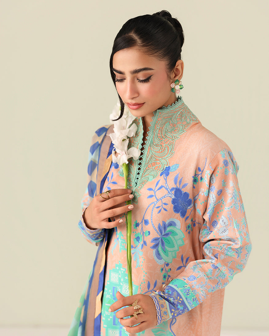 Roheenaz | Rosette Lawn | Weave of Light