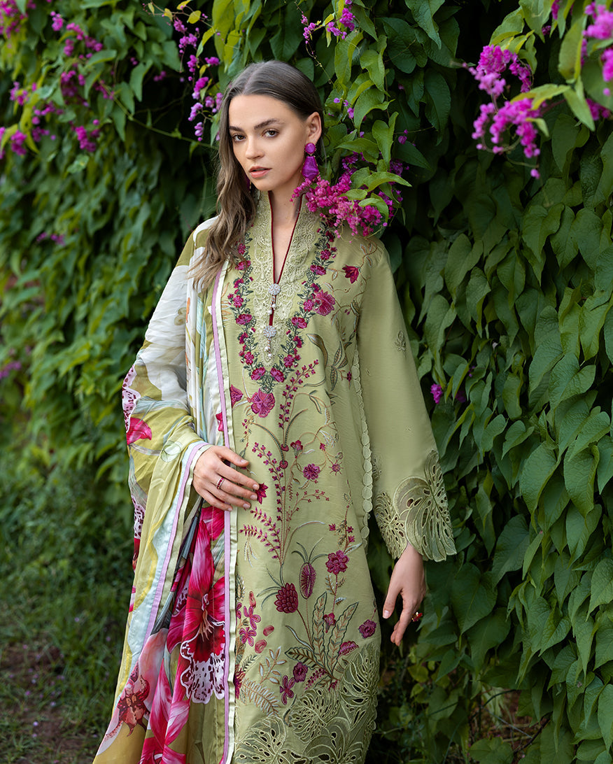 Mushq | Hemline the Secret Garden | Wildflower Waltz