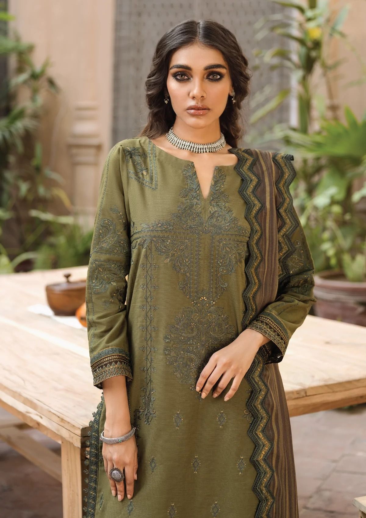 Winter Collection - Iznik - Riwayat - AAIRA - RC#8