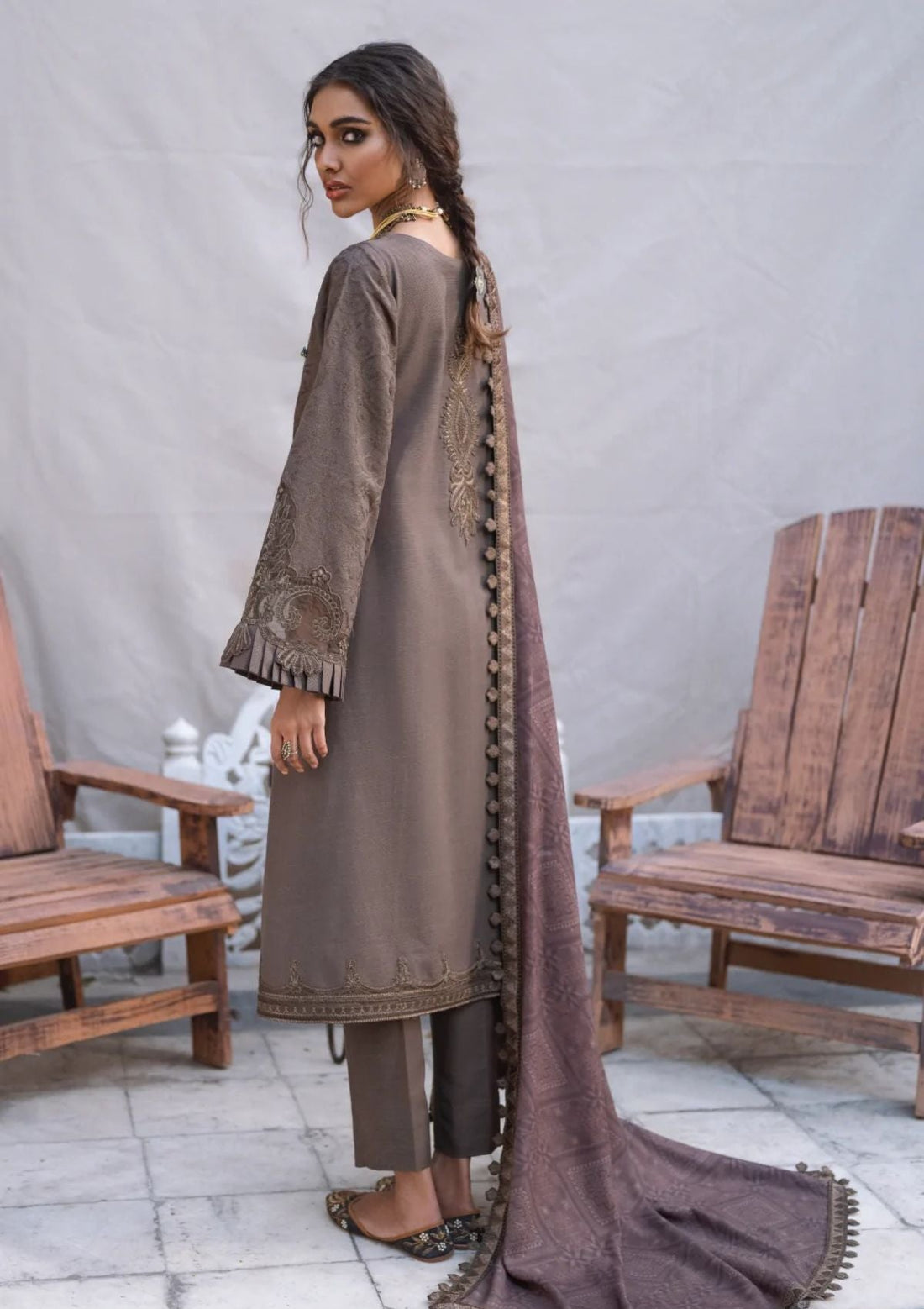 Winter Collection - Iznik - Riwayat - IZTIRAAR - RC#10